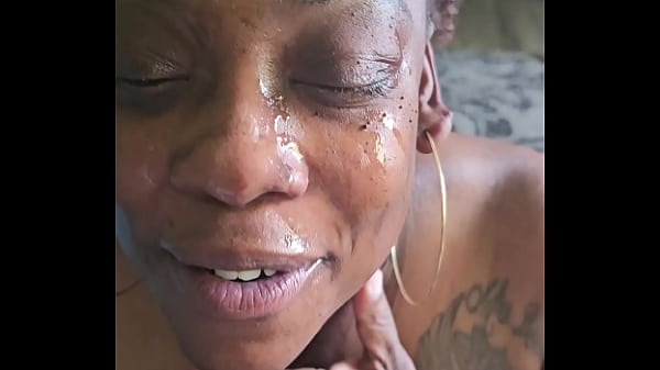 Gagging on dick until i get a facial