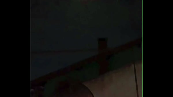 Noite linda pra sentar numa piroca gostosa!