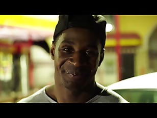 hold your legs openG5IhXeZ