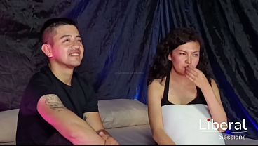 El trio perfecto, cornudo presta a su esposa y el se termina uniendo